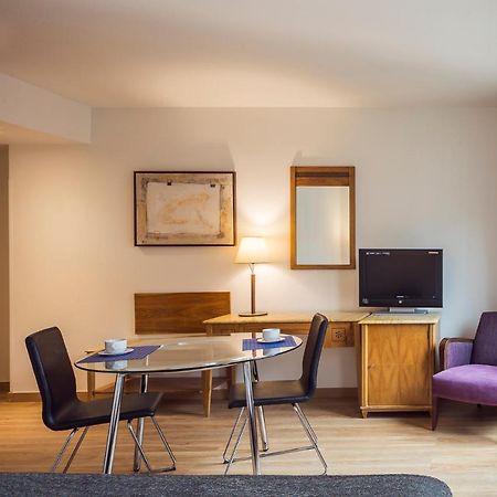 Apartamentos Leganitos Мадрид Экстерьер фото