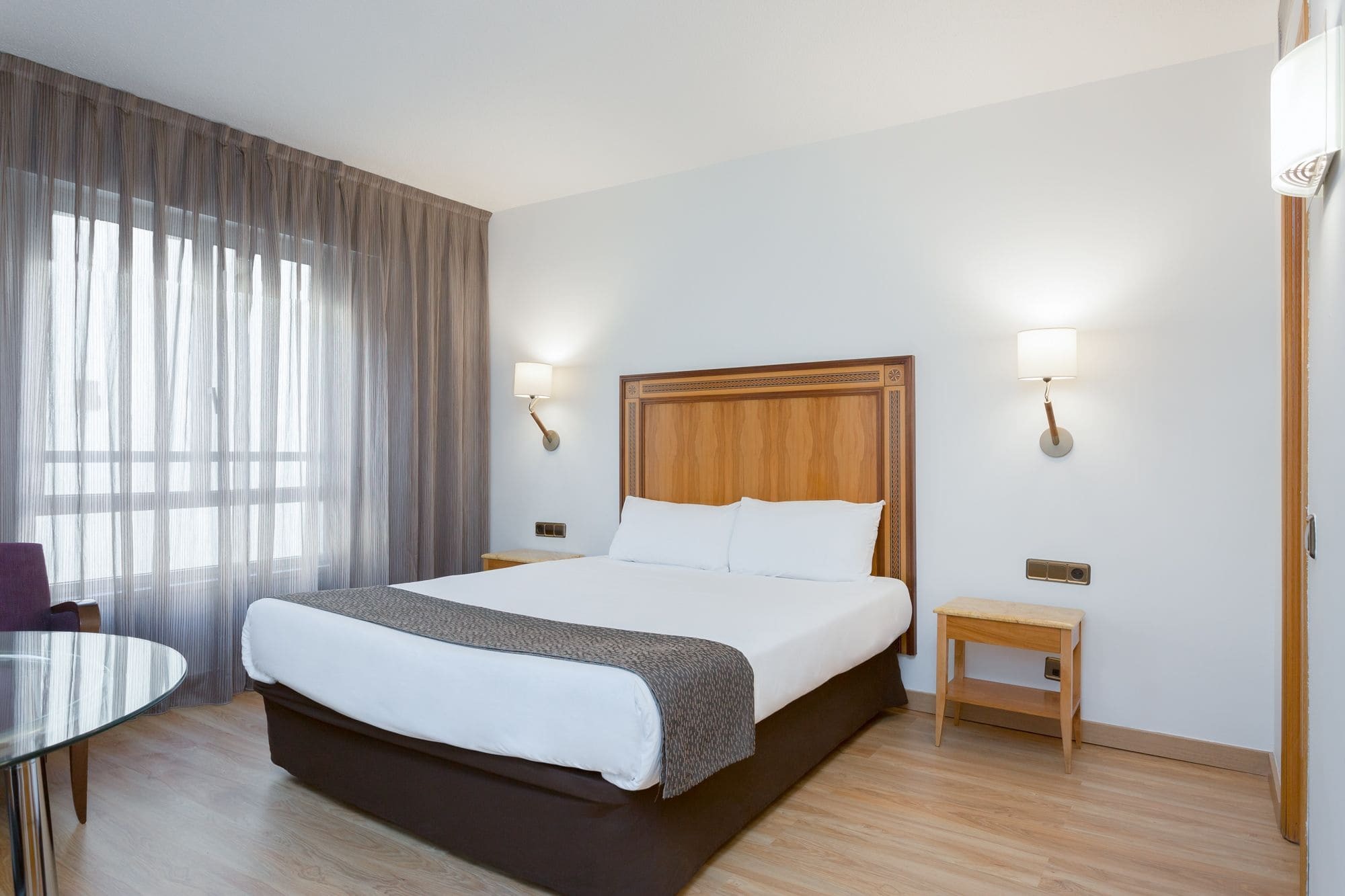 Apartamentos Leganitos Мадрид Экстерьер фото