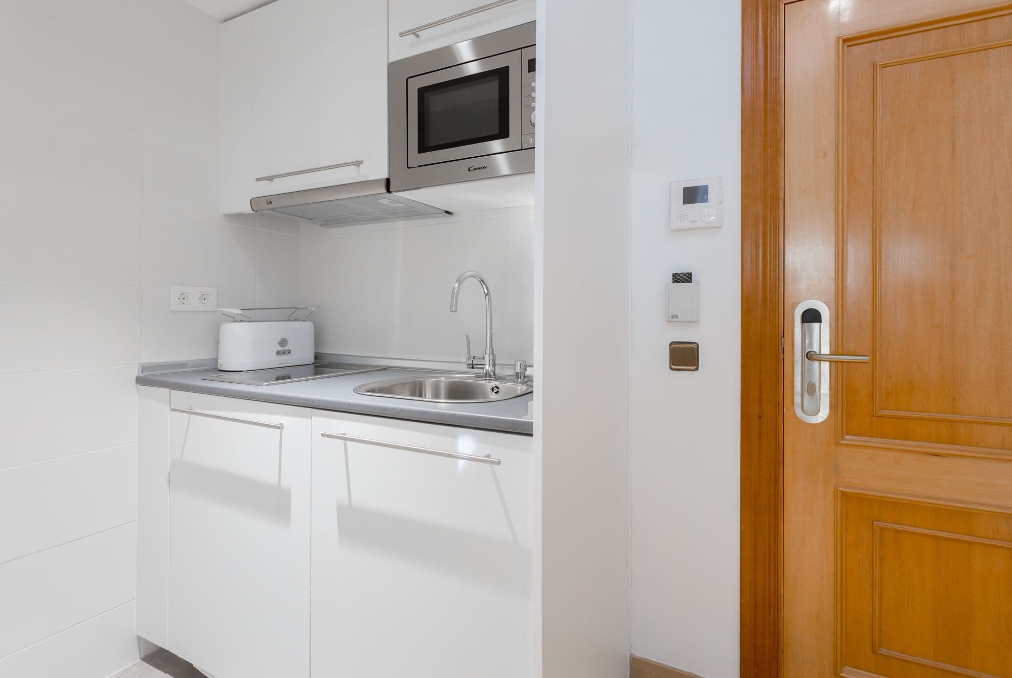 Apartamentos Leganitos Мадрид Экстерьер фото